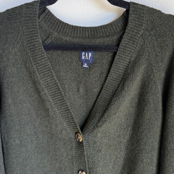 Gap Dark Green Button-Up Cardigan Sweater, V-Neck, Rib Trim, Size Medium - Picture 2 of 8
